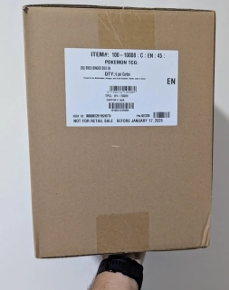 Prismatic Evolution - Binder Collection case